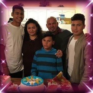 Meet your Posher, Ingris